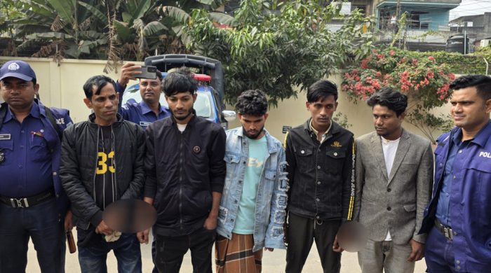বিশেষ চাবি দিয়ে খোলেন মোটরসাইকেলের ল/ক, গ্রে/প্তা/র ৭