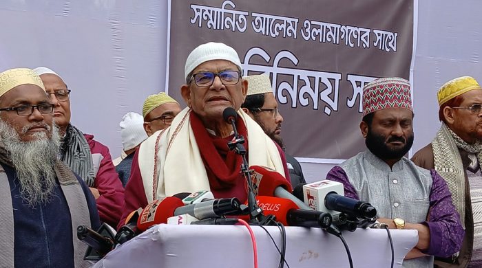কোরআন ও সুন্নাহর বা/ই/রে আ/ই/ন করতে দেব না :ফখরুল