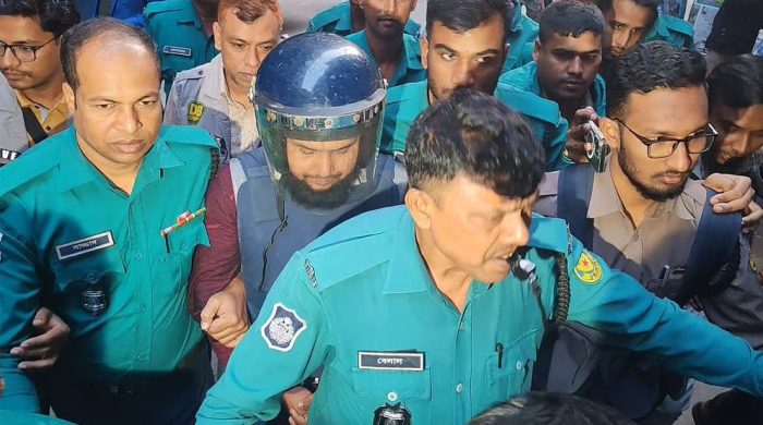 আদালতে যা বললেন ফয়সালকে প্রাইভেটকার ভাড়া দেওয়া নুরুজ্জামান নোমানী