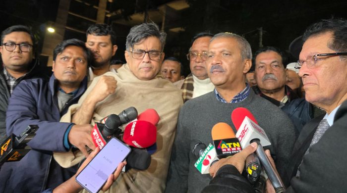 অসীম নির্যাতনের মুখেও খালেদা জিয়া মাথানত করেননি : আসিফ নজরুল
