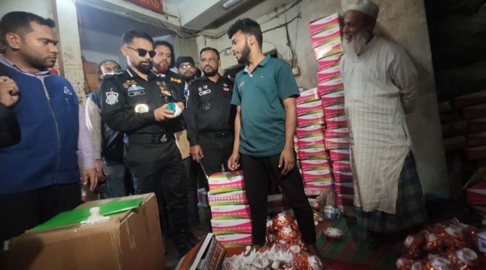 চট্টগ্রামে নকল বৈদ্যুতিক সরঞ্জাম জব্দ, জরিমানা ১২ লাখ