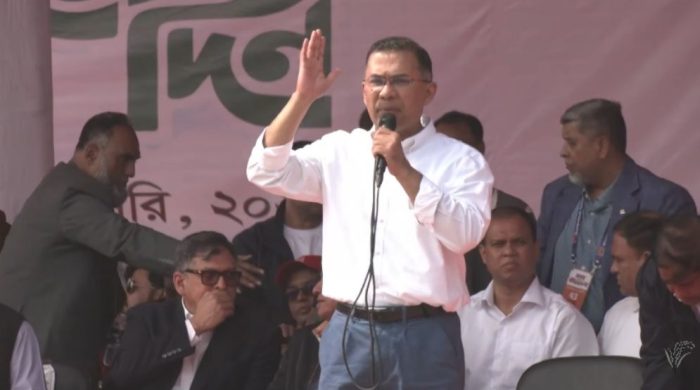 ক্ষমতায় গেলে দুর্নীতির টুঁটি চেপে ধরার অঙ্গীকার: তারেক রহমানের