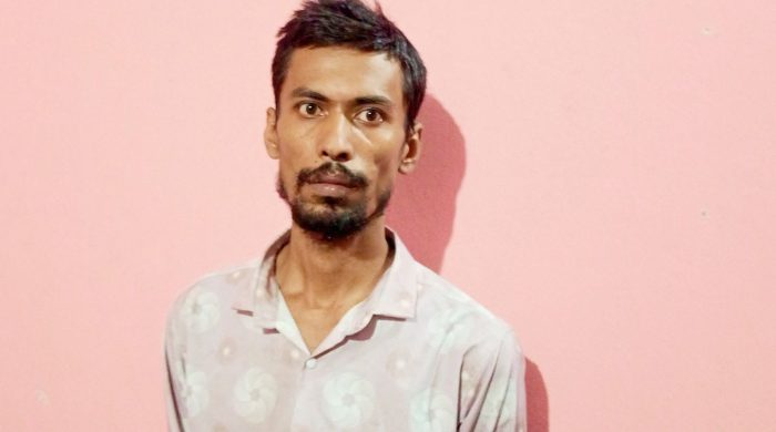 মা/দ/কে/র বিরুদ্ধে জিরো টলারেন্সের ঘোষণা দিলেন রায়পুর উপজেলার সিনিয়র সহ-সভাপতি সালেহ আহমদ ৯ যুবক আ/ট/ক, পুলিশের কাছে সোপর্দ করা হয়েছে।